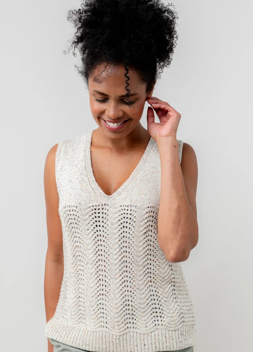 aelia_oatmeal_pointelle_k_3.webp Aelia Oatmeal Pointelle Knit Tank