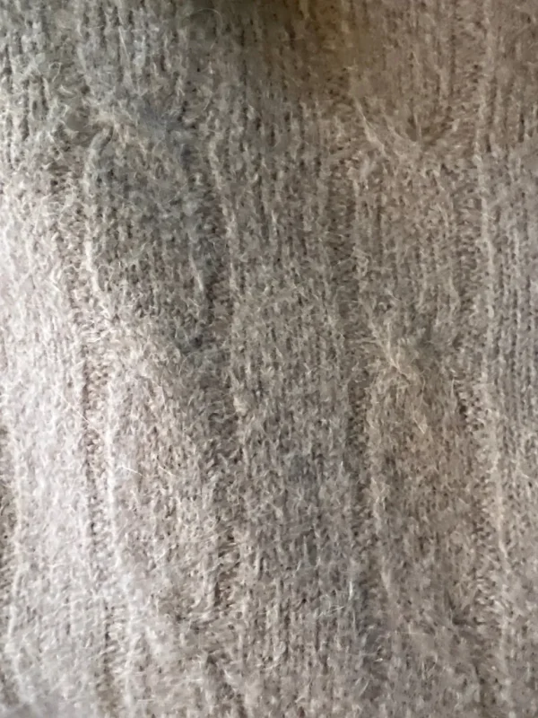 Alpaca Round Neck Cable Knit