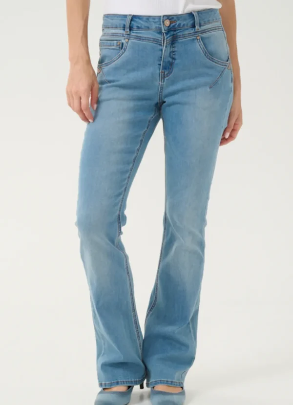 Amalie Bootcut Jeans in Austin Light Denim Blue