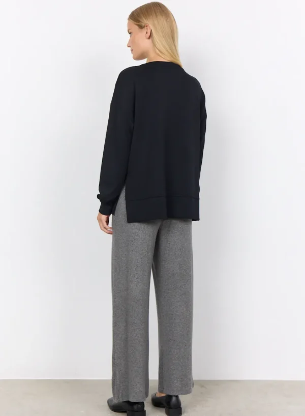 Banu 164 Sweatshirt in Black