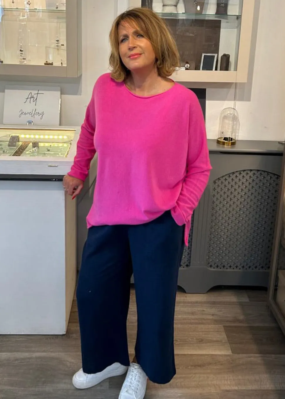 cashmere_mix_round_neck_k_0-4.webp Cashmere Mix Round Neck Knit in shades of Red, Pink & Berry