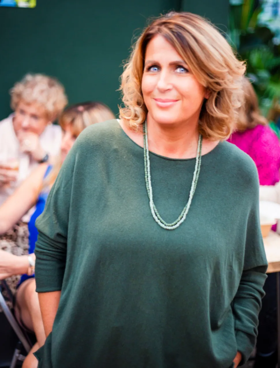 cashmere_mix_round_neck_k_3-2.webp Cashmere Mix Round Neck Knit in Shades of Green