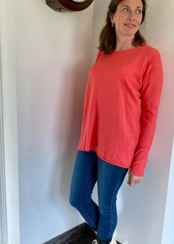 Cashmere Mix Round Neck Knit in shades of Red, Pink & Berry