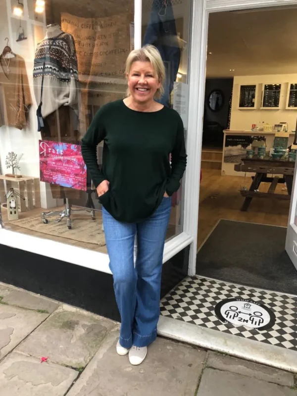 Cashmere Mix Round Neck Knit in Shades of Green