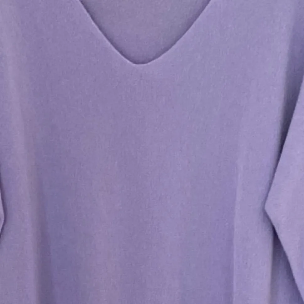 cashmere_mix_v_neck_knit__15-1.webp Cashmere Mix V Neck Knit in Fruits, Pinks & Berrys