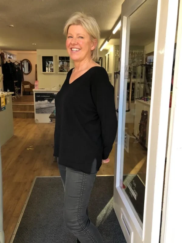 Cashmere Mix V Neck Knit in Greys & Black