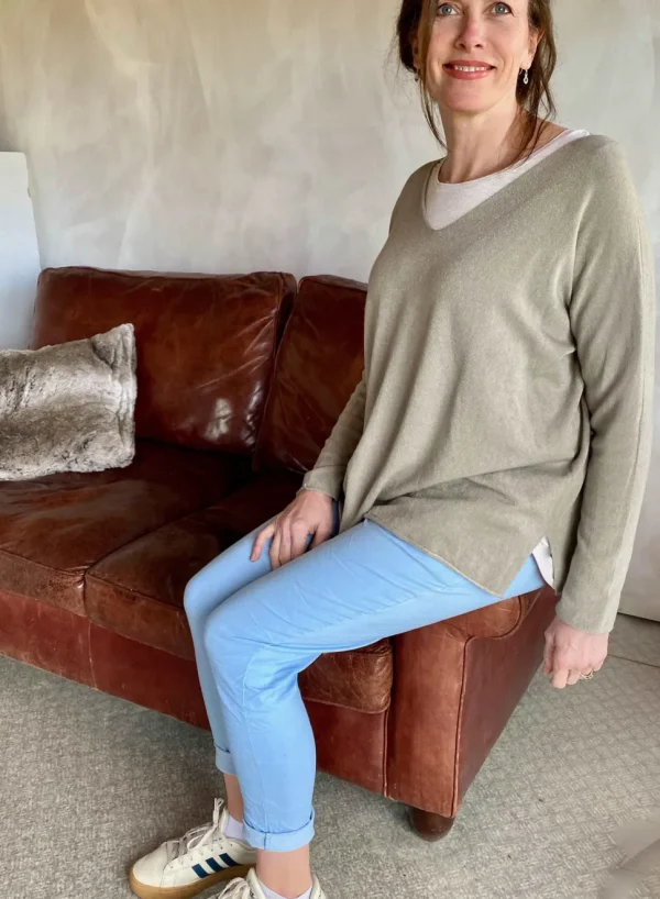 Cashmere Mix V Neck Knit in Browns
