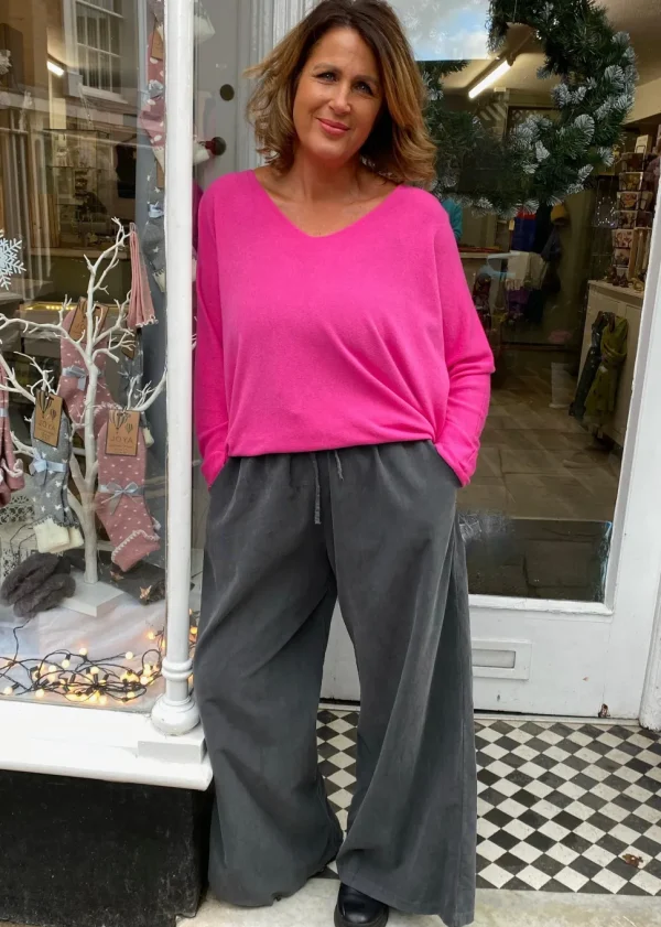 Cashmere Mix V Neck Knit in Fruits, Pinks & Berrys