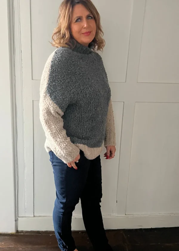 Contrast Boucle Knit
