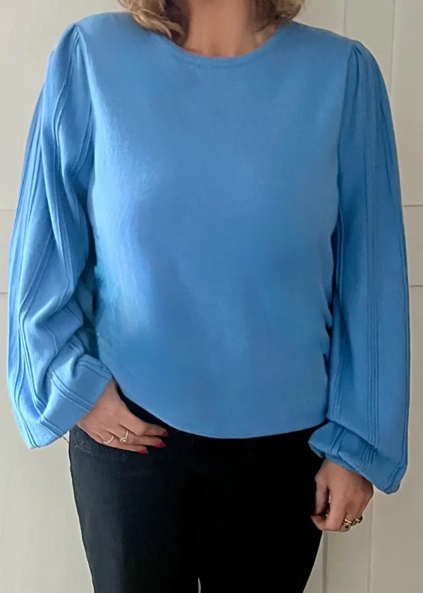 Dela Pullover in Silver Lake Blue