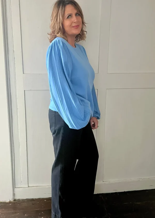Dela Pullover in Silver Lake Blue