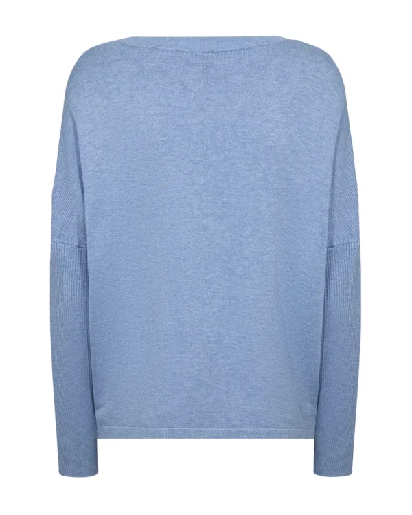 Dollie 722 V Neck Pullover in Air Blue