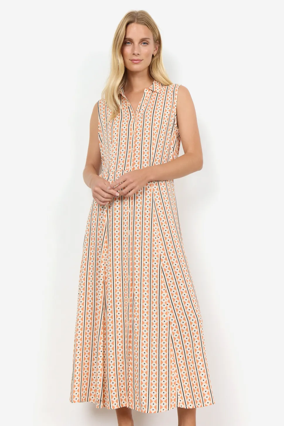 elsia__dress_in_coral_0.webp Elsia 3 Dress in Coral