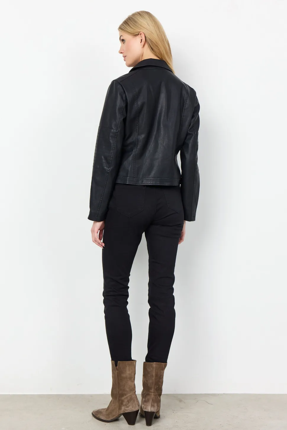 gunilla__faux_leather_jac_5.webp Gunilla 7 Faux Leather Jacket in Black