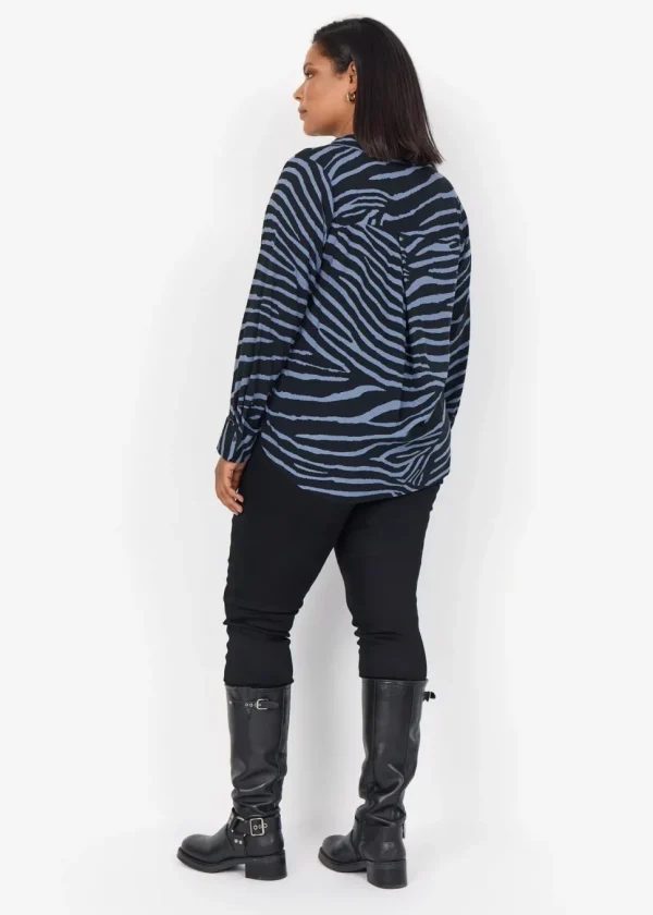 Kenja 2 Blouse in Blue