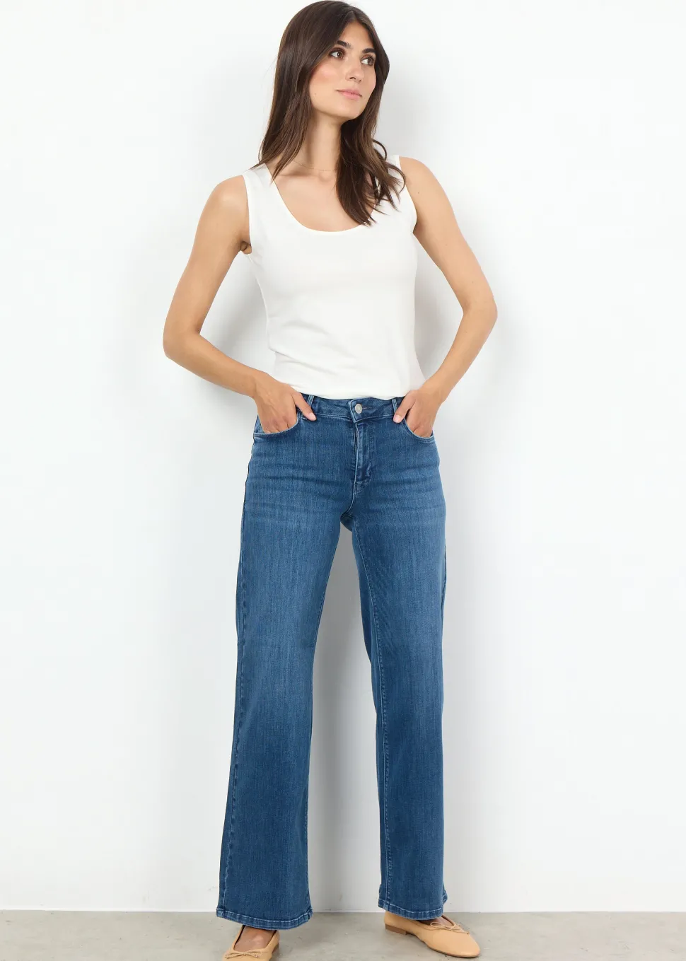 kimberly_b_jeans_in_denim_0.webp Kimberly 24b Jeans in Denim
