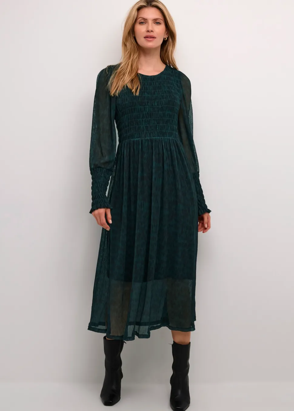 maggi_dress_in_ponderosa__0.webp Maggi Dress in Ponderosa Pine Flowers