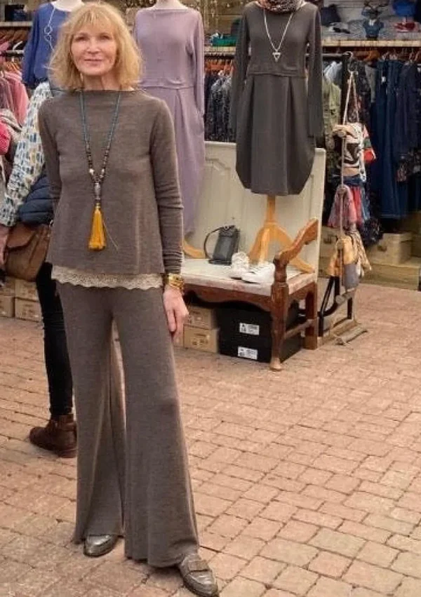 Merino Wool High Neck Top in Grasshopper Green and Earth Brown