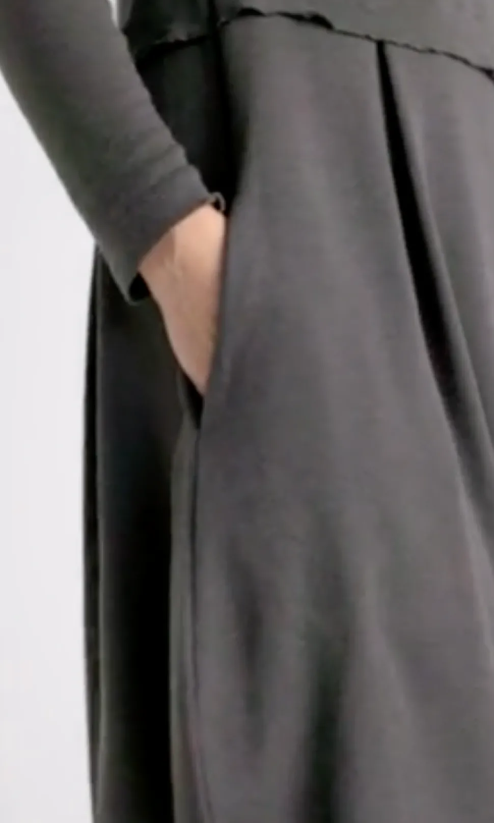 merino_wool_long_blusbar__8-1.webp Merino Wool Long Blusbar Dress with Pleats & High Neck in Blue
