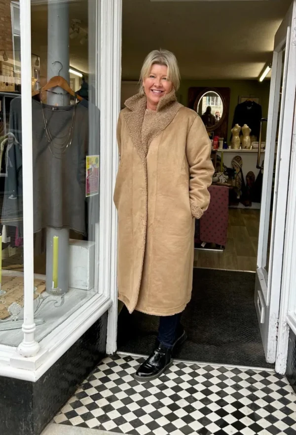 Mukite 2 Coat in Camel
