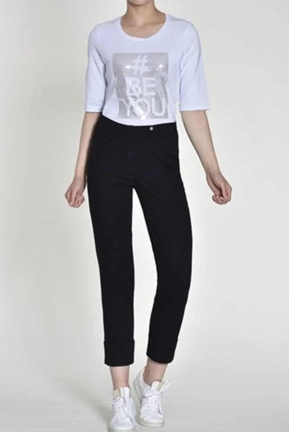 robell_denim_bella__lengt_0-1.webp Robell Denim Bella 3/4 Length Jeans in Black 90