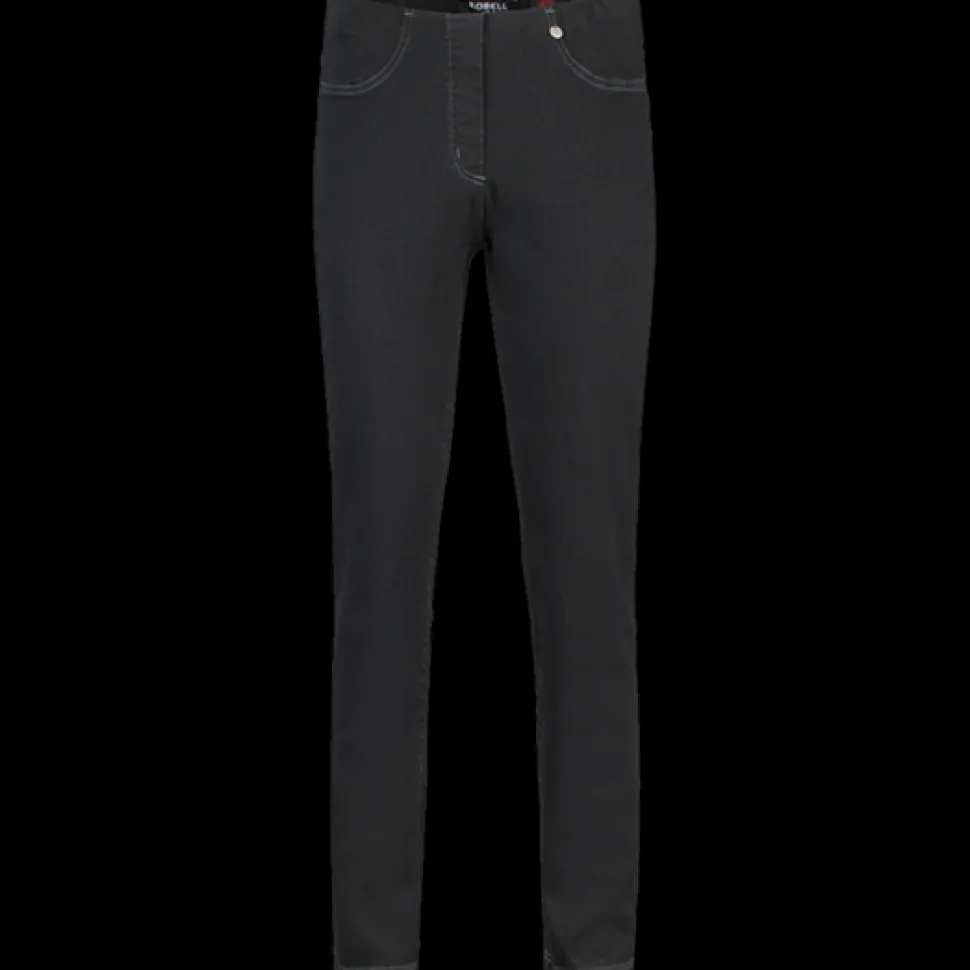 robell_denim_bella__lengt_2-1.webp Robell Denim Bella 3/4 Length Jeans in Black 90