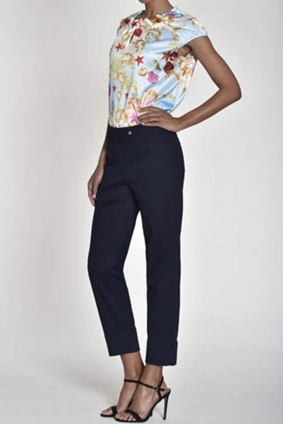 robell_denim_bella__lengt_8.webp Robell Denim Bella 3/4 Length Jeans in Navy 69
