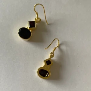 Solid Silver Gold Plated Garnet Diamonds in Diamond and Oval Shapes
