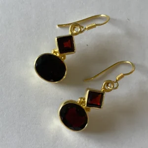 Solid Silver Gold Plated Garnet Diamonds in Diamond and Oval Shapes