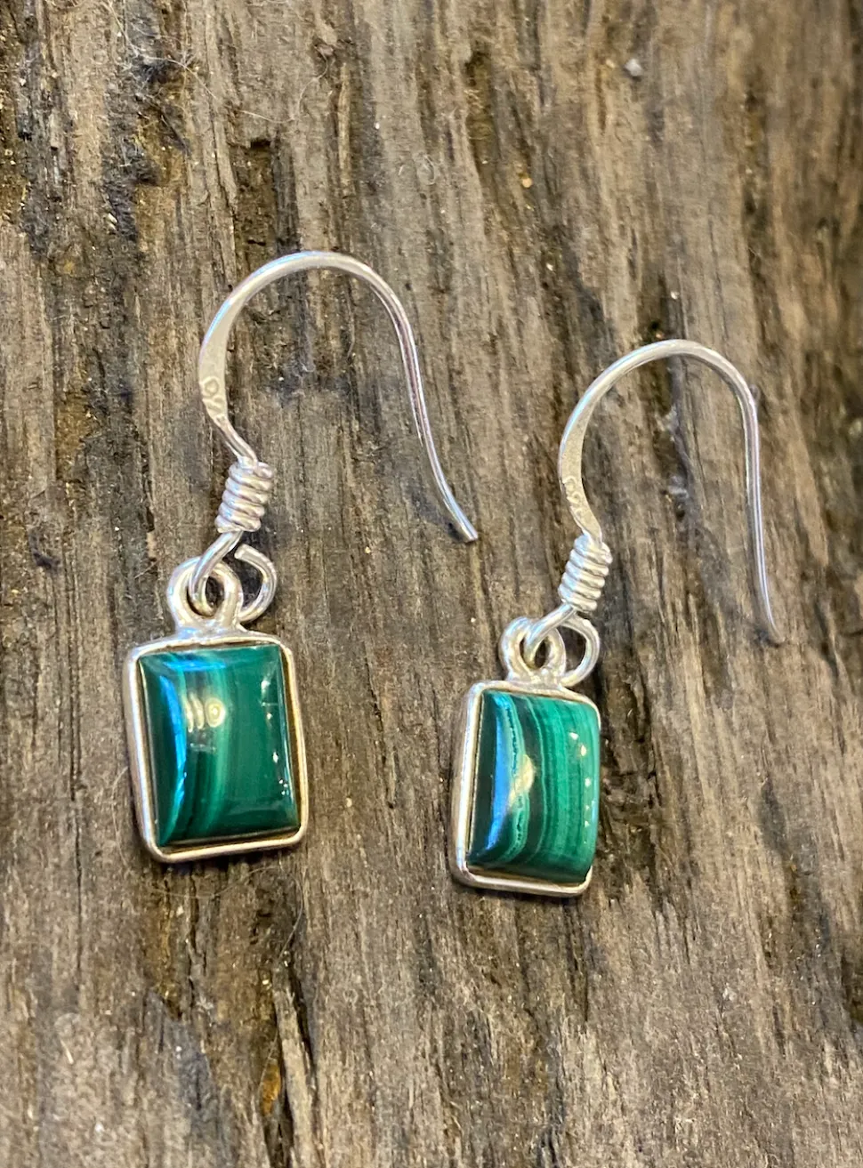 solid_silver_malachite_ob_0.webp Solid Silver Malachite Oblong Drop Earrings