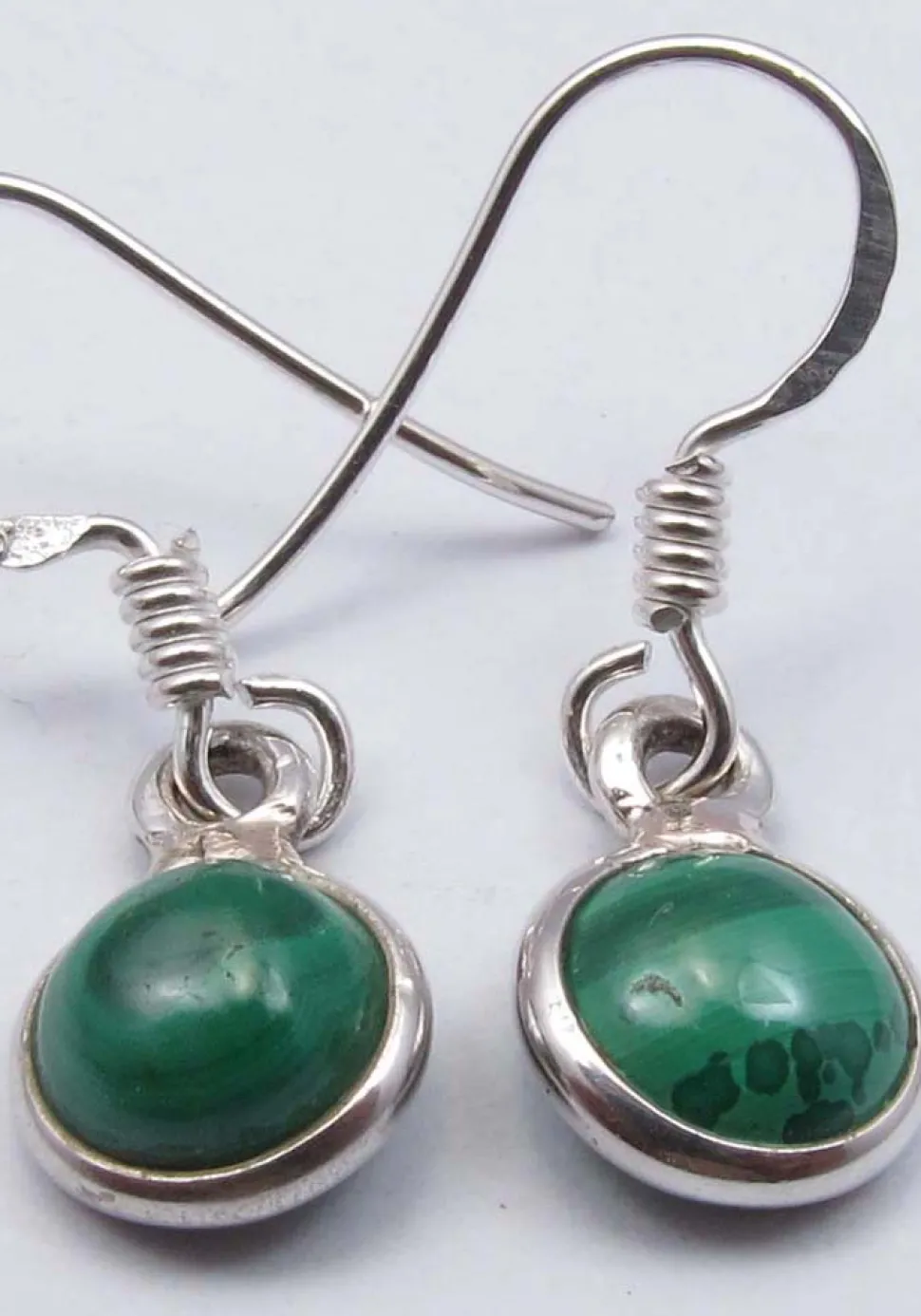 solid_silver_malachite_ro_0.webp Solid Silver Malachite Round Drop Earrings