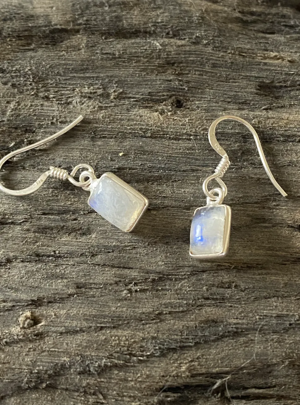 solid_silver_moonstone_ob_1.webp Solid Silver Moonstone Oblong Drop Earrings