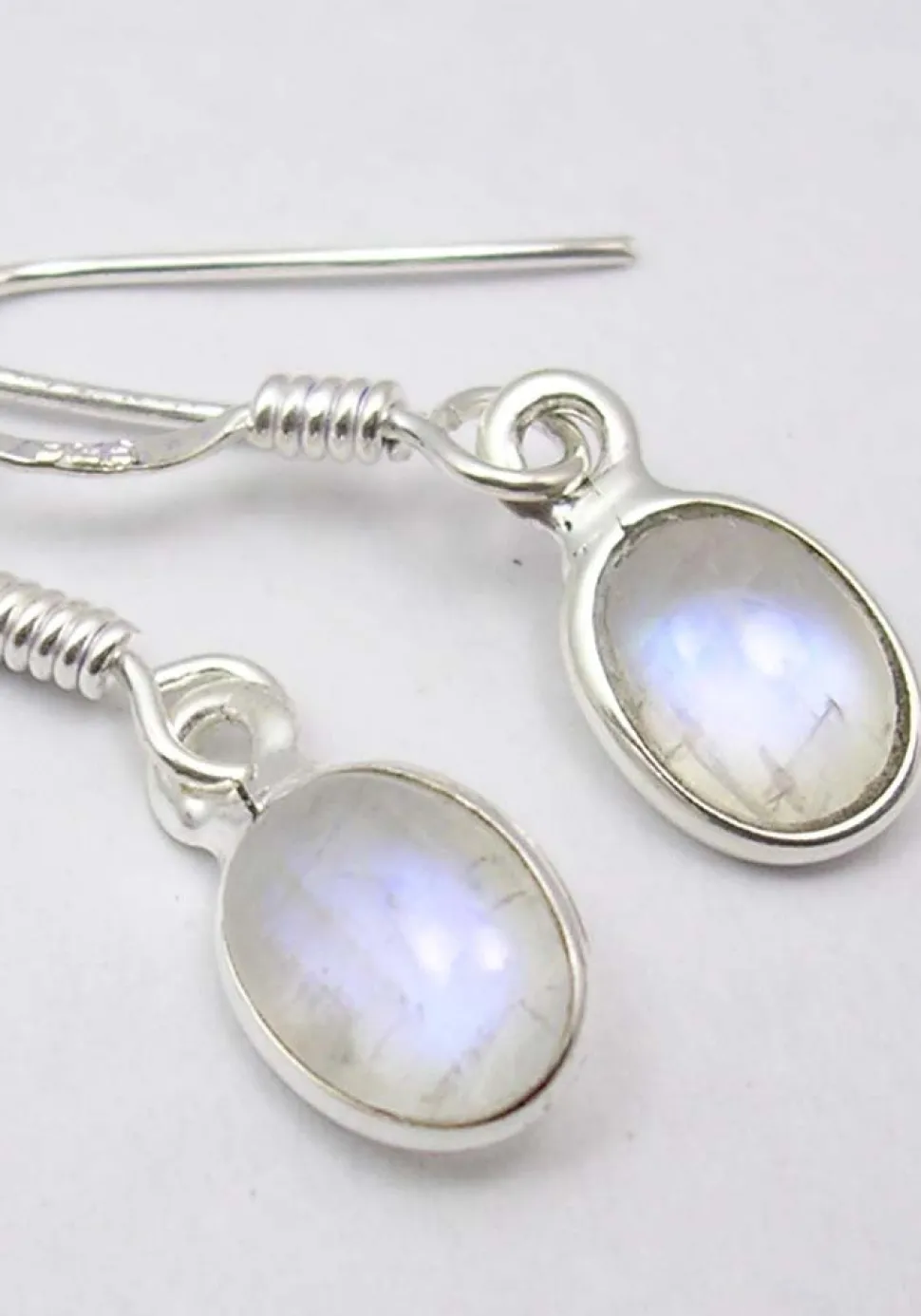 solid_silver_rainbow_moon_0-1.webp Solid Silver Rainbow Moonstone Oval Drop Earrings