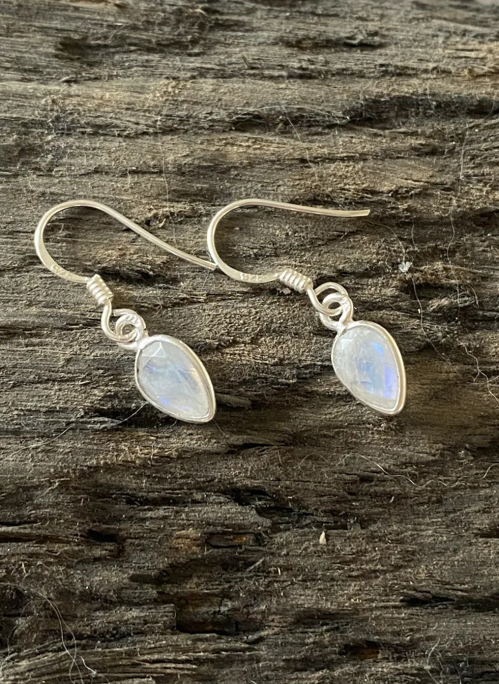 solid_silver_rainbow_moon_1-2.webp Solid Silver Rainbow Moonstone Tear-drop Drop Earrings