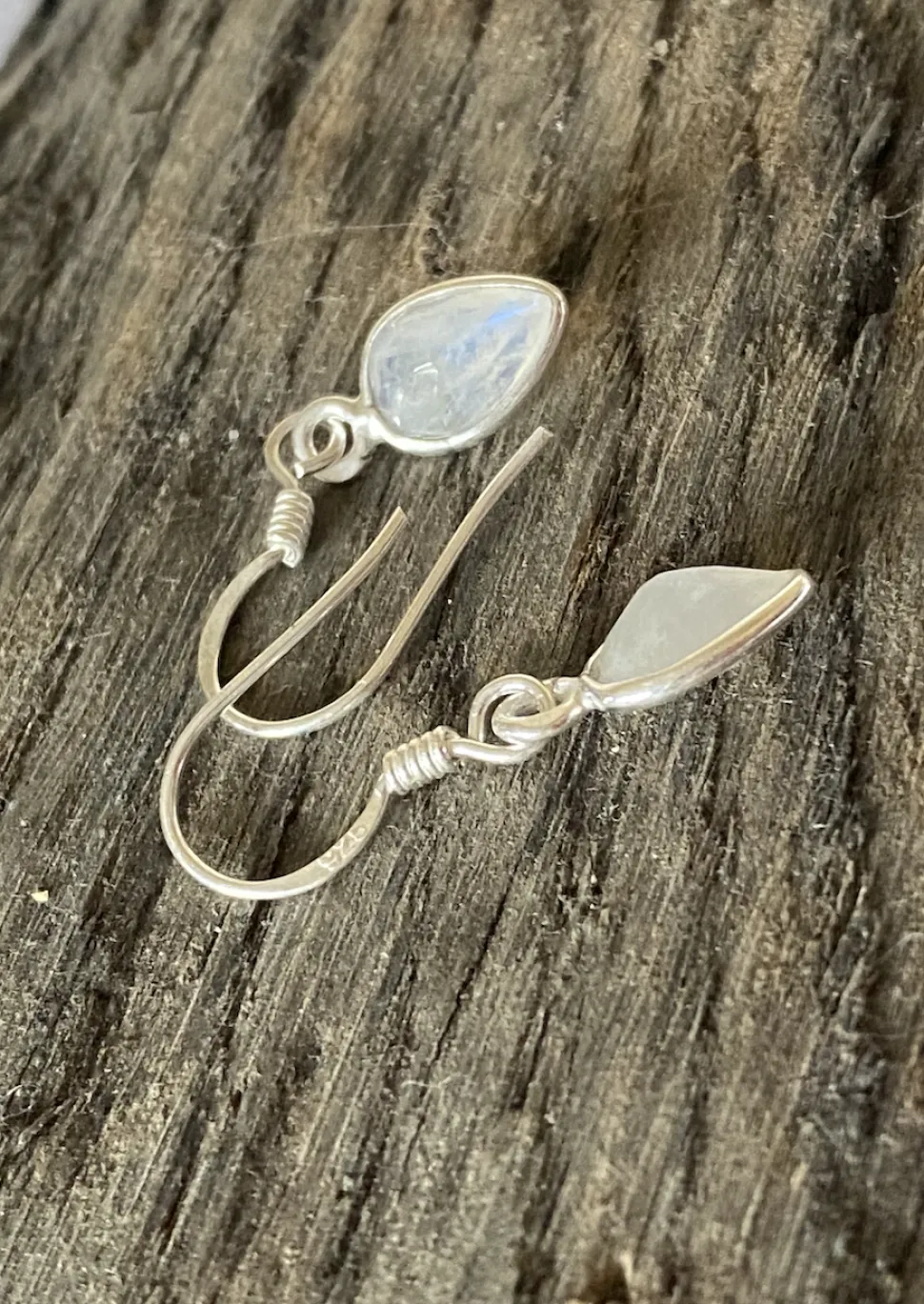 solid_silver_rainbow_moon_2-1.webp Solid Silver Rainbow Moonstone Tear-drop Drop Earrings
