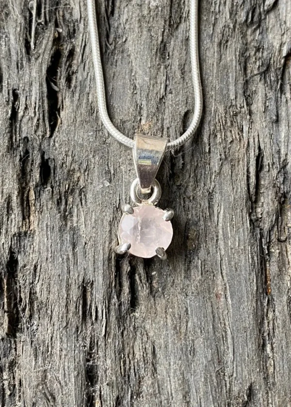 Solid Silver Rose Quartz Pendant & Chain