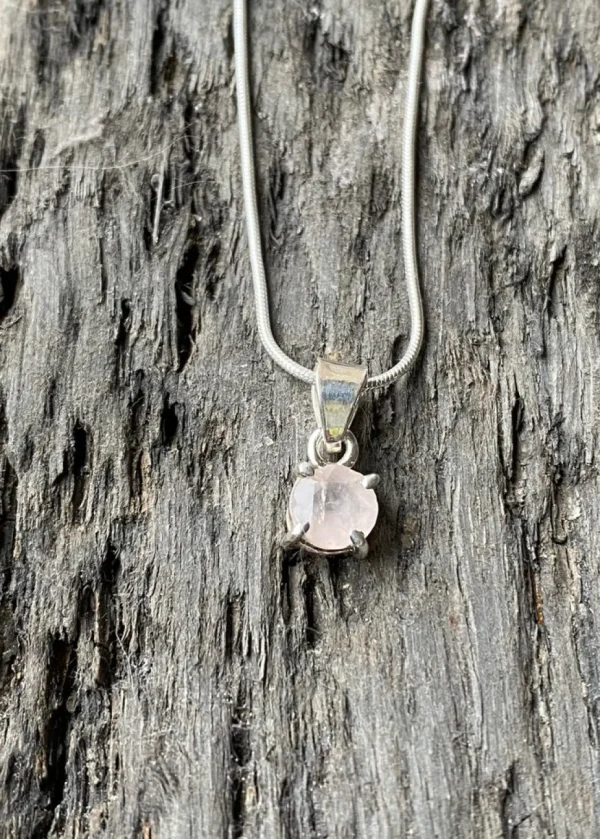 Solid Silver Rose Quartz Pendant & Chain