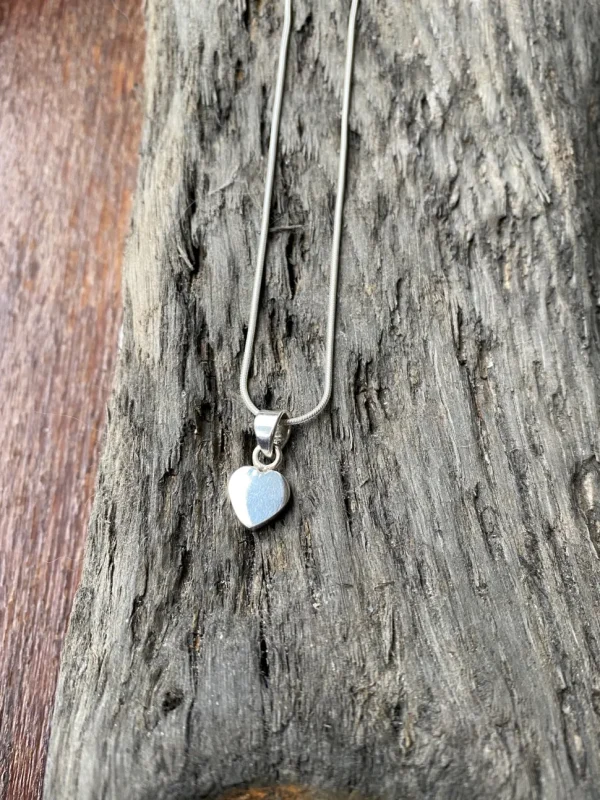 Solid Silver Simple Heart Pendant and Chain