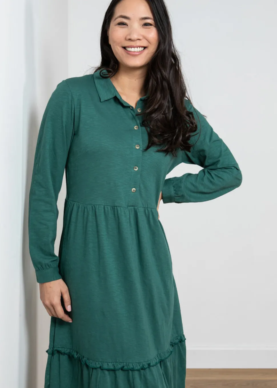 sophie_shirt_dress_in_gre_0.webp Sophie Shirt Dress in Green