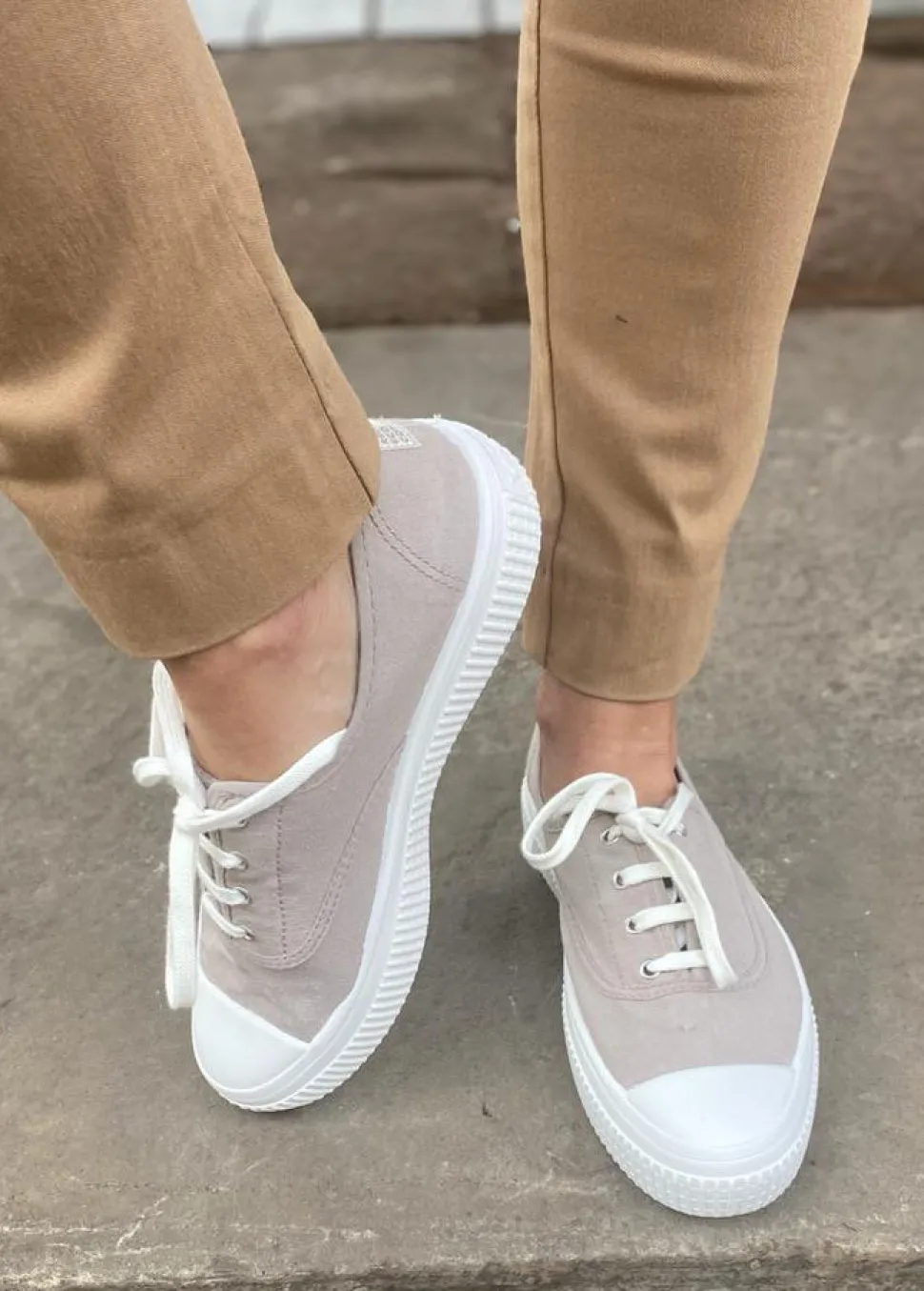 victoria_canvas_plimsoll__0.webp Victoria Canvas Plimsoll in Beige