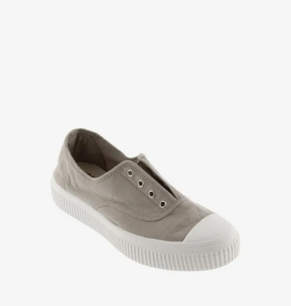 Victoria Canvas Plimsoll in Beige