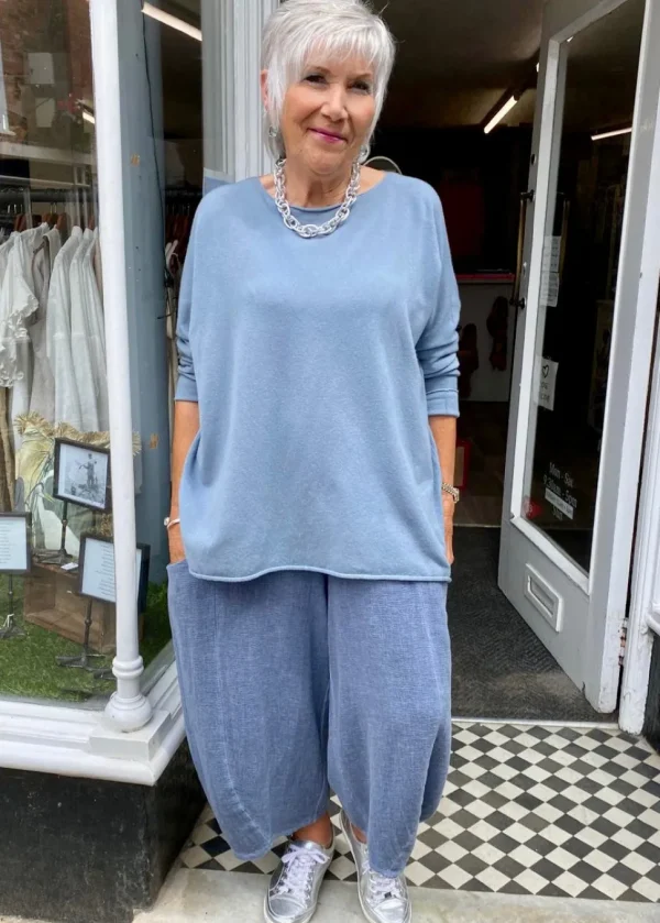 Cashmere Mix Round Neck Knit in shades of Blue