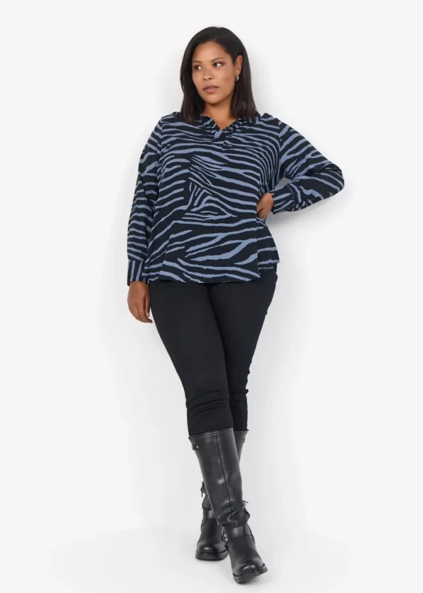 Kenja 2 Blouse in Blue