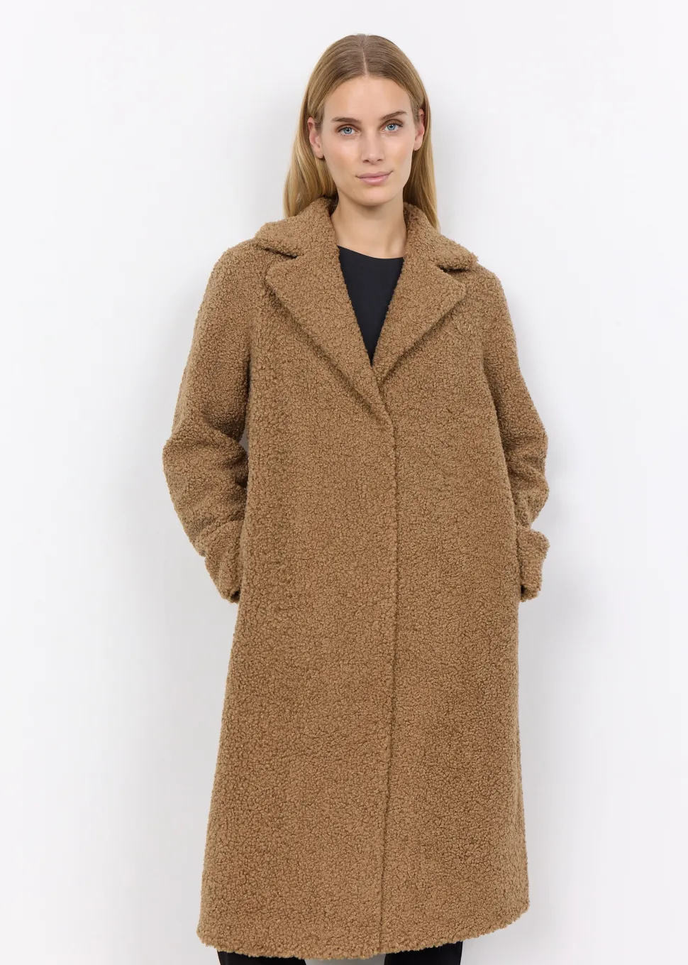 mukite__coat_in_camel_0.webp Mukite 2 Coat in Camel
