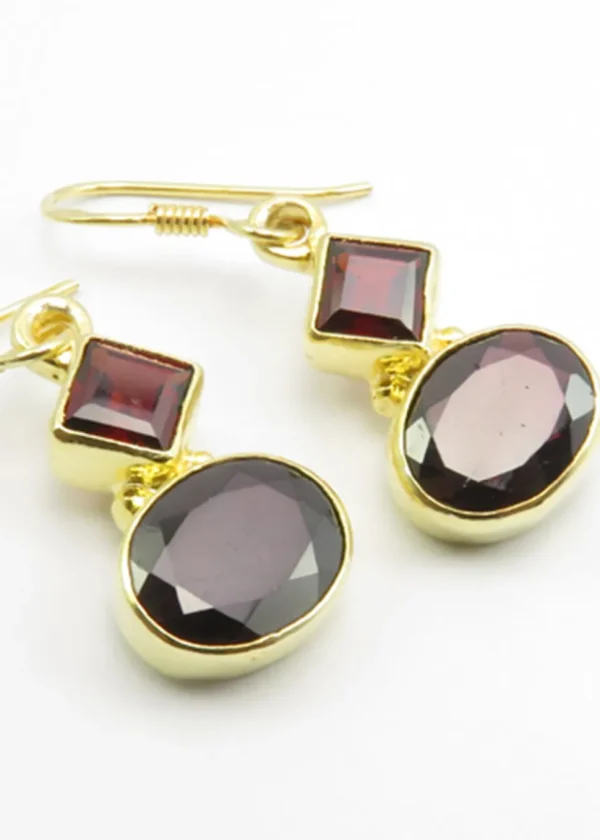 Solid Silver Gold Plated Garnet Diamonds in Diamond and Oval Shapes