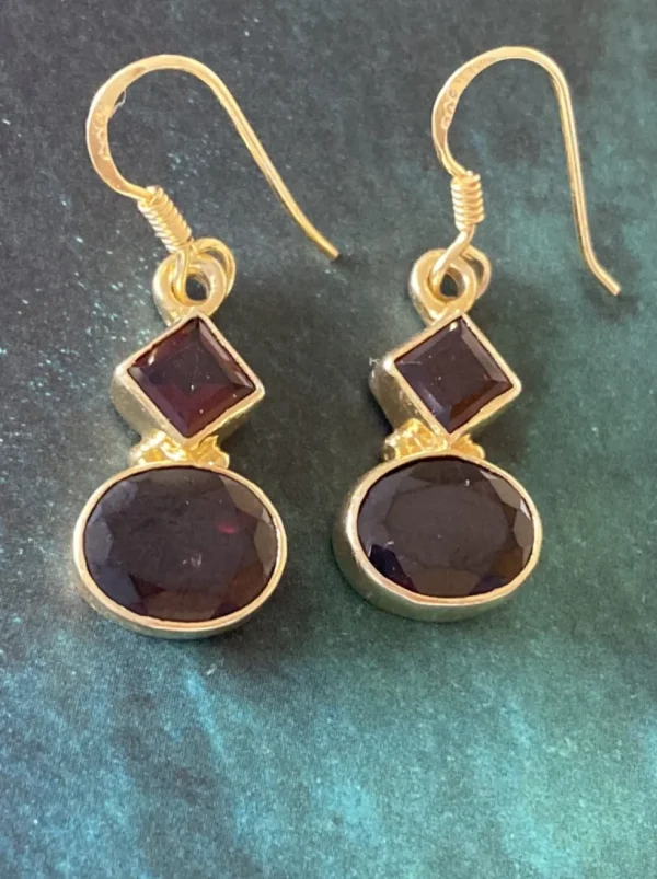Solid Silver Gold Plated Garnet Diamonds in Diamond and Oval Shapes