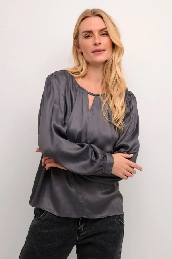 Virea Long Sleeve Blouse in Castlerock